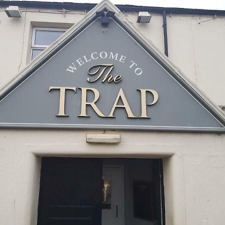 The Trap Inn Broomhill Exterior photo